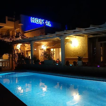 קלפה Hostal La Paloma I מראה חיצוני תמונה