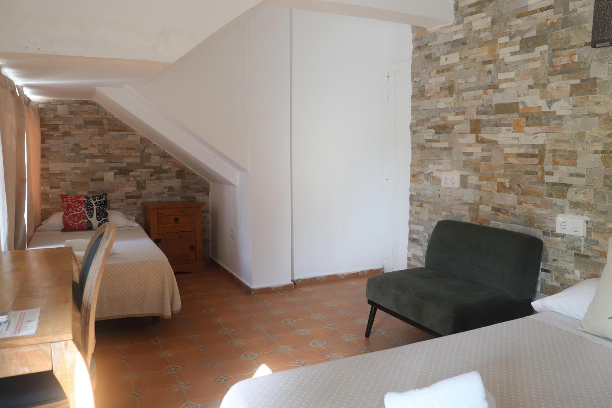 קלפה Hostal La Paloma I מראה חיצוני תמונה