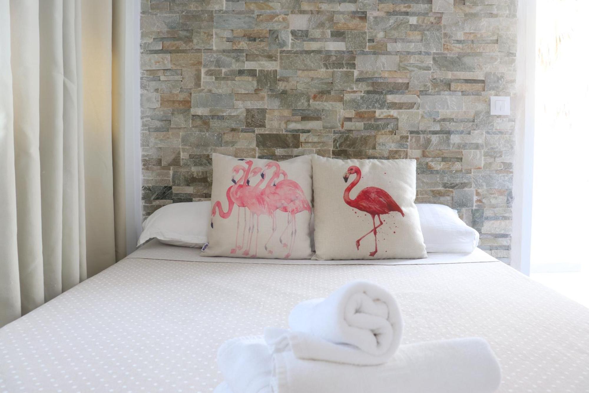קלפה Hostal La Paloma I מראה חיצוני תמונה