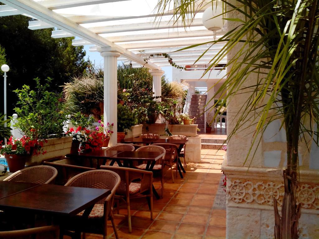 קלפה Hostal La Paloma I מראה חיצוני תמונה